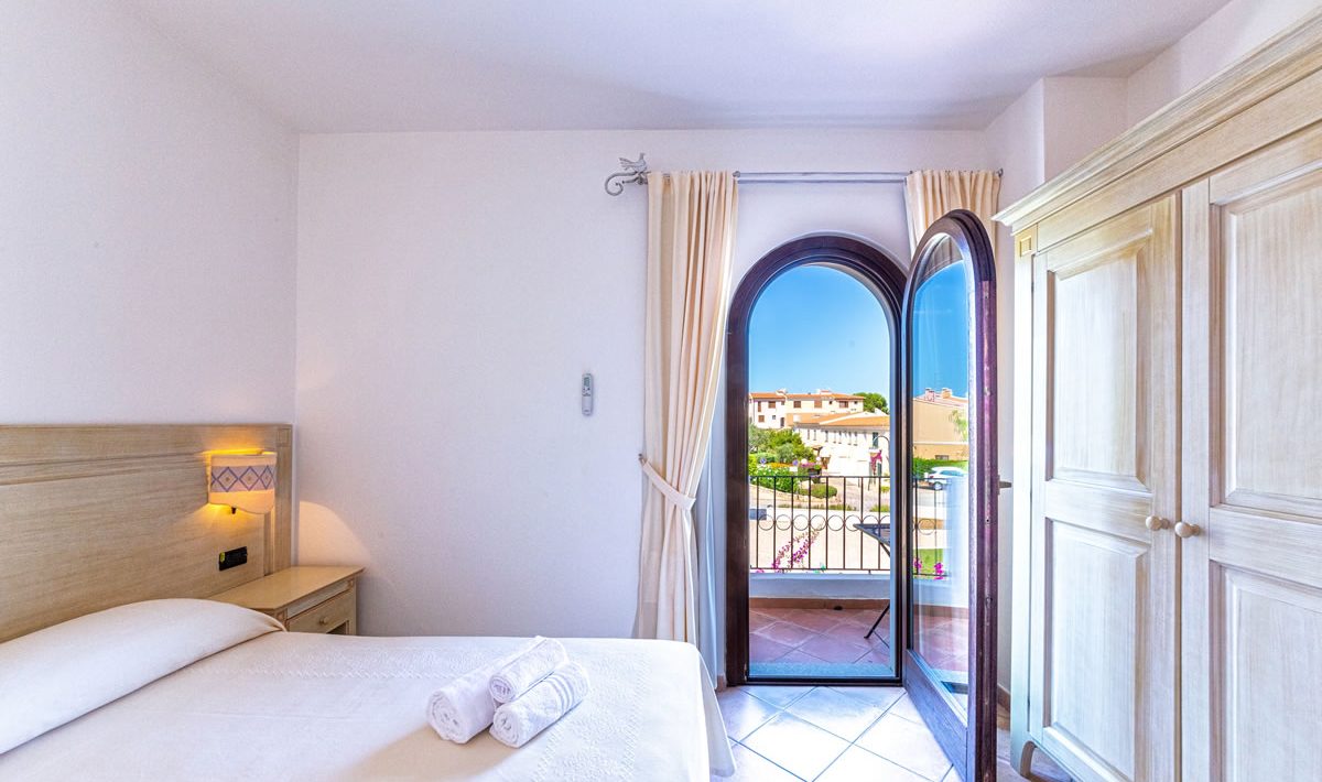 nexus-hotels-residence-hotel-il-faro-di-molara-porto-san-paolo-sardegna-le-camere