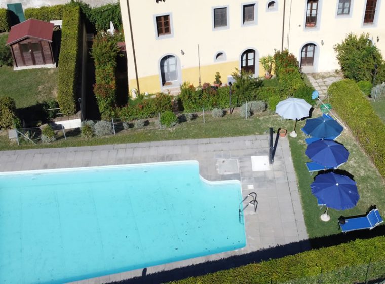 residence giuly rosselmini santa luce toscana con piscina